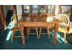 KITCHEN TABLE AND CHAIRS Pine table 4ft x 3ft plus 4....